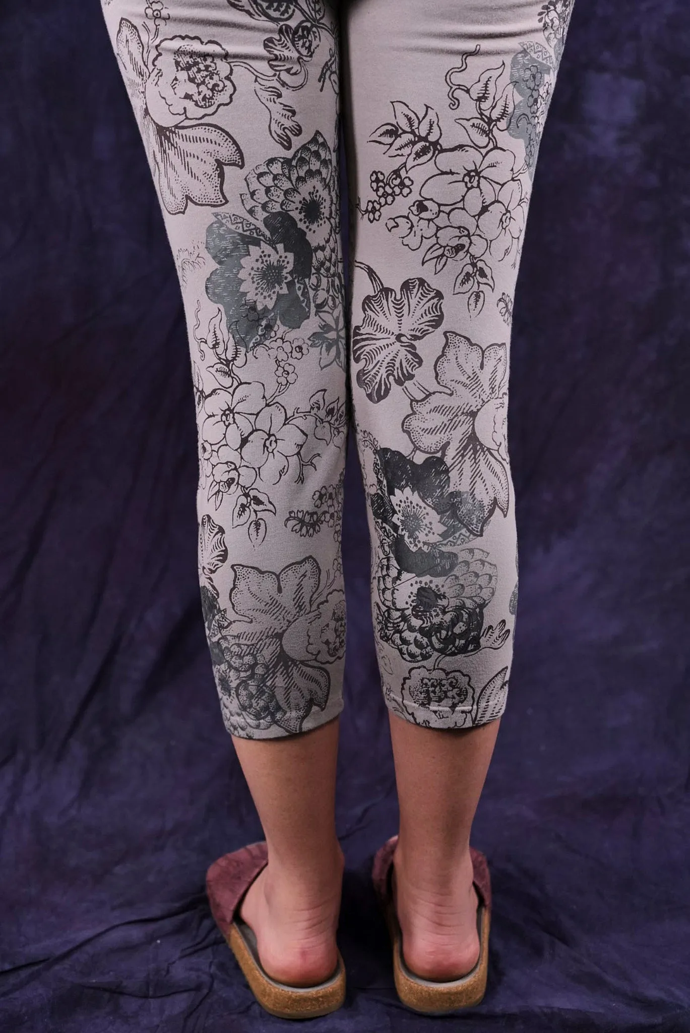 3167 Crop Legging Moon Rock-P