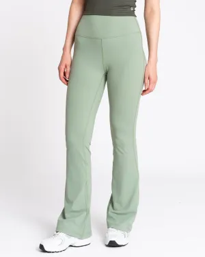 All-Day-Wear Flare Lilypad