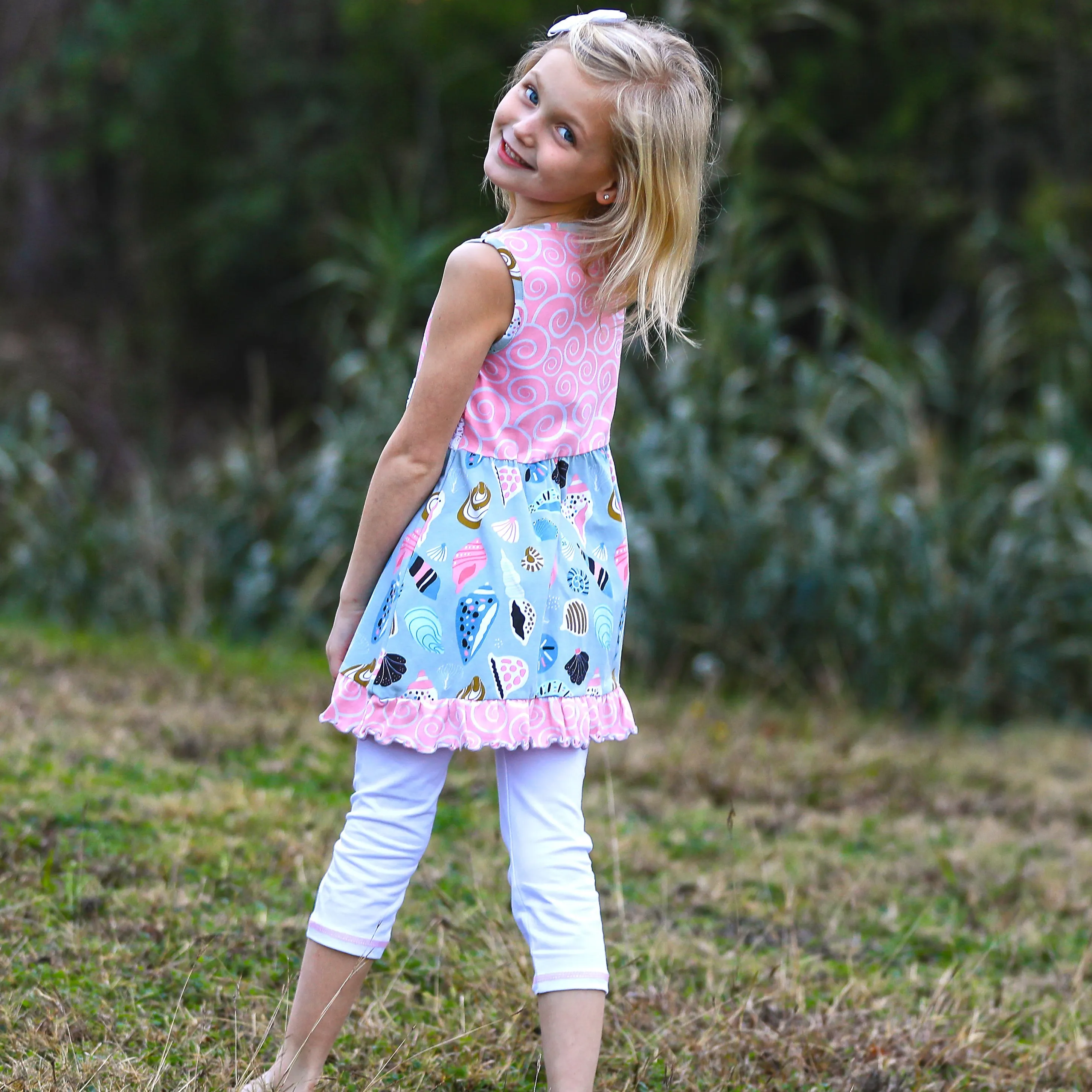 AnnLoren Girls Seashells & Swirls Dress & White Capri Leggings Boutique Set
