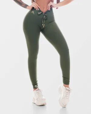Army Camo Scrunch Butt Leggings – High-Waisted, Tummy Control, Stretchy Workout Pants