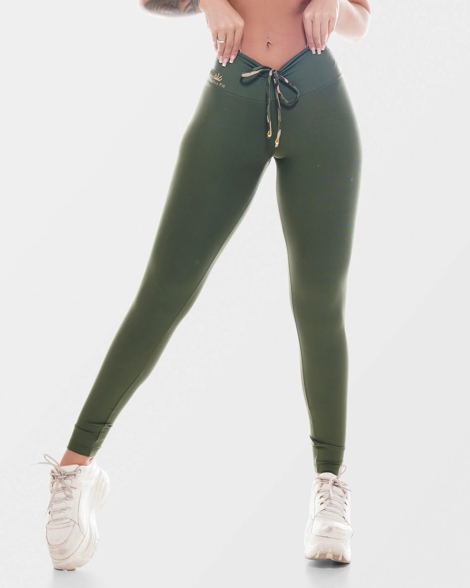 Army Camo Scrunch Butt Leggings – High-Waisted, Tummy Control, Stretchy Workout Pants