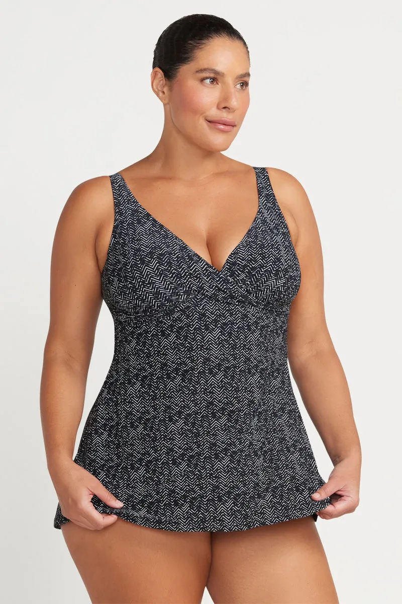 Black Zig Zag Delacroix Multifit Cup Swim Dress