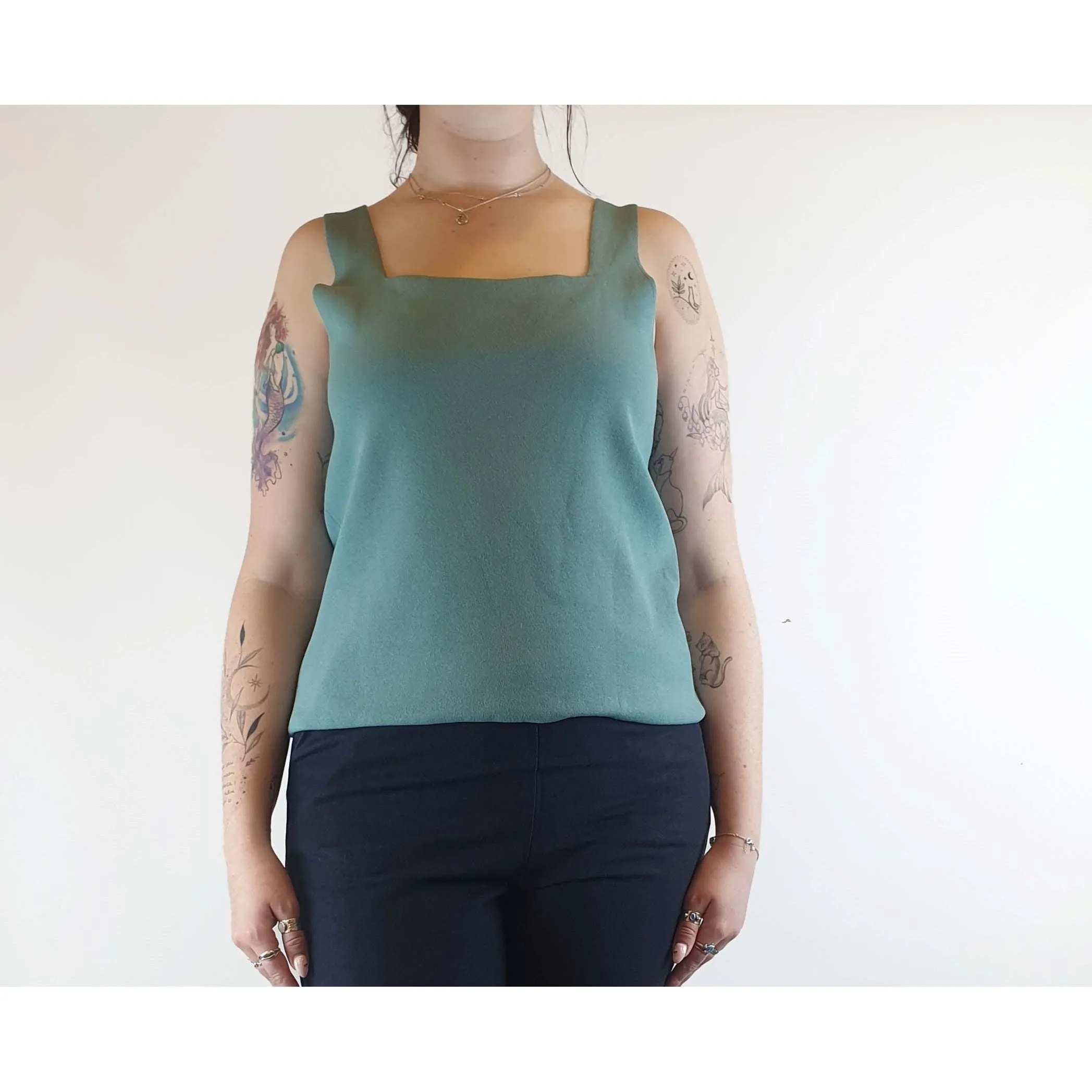 Bul egg shell blue sleeveless fine knit vest top size 14 (best fits sizes 12 to small 14)