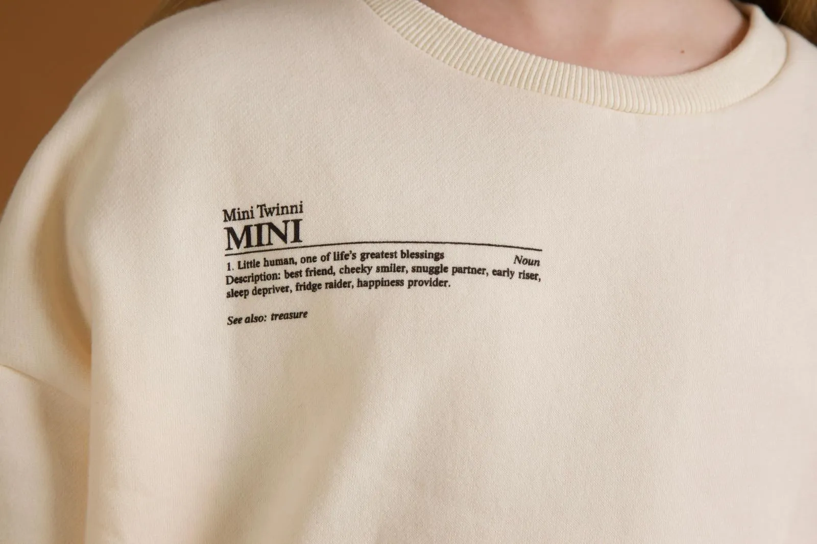 CREAM ‘MINI’ slogan tracksuit - CHILD
