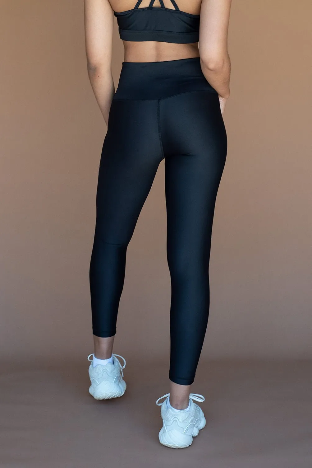 Eco High-Waisted 7/8 Legging - Black