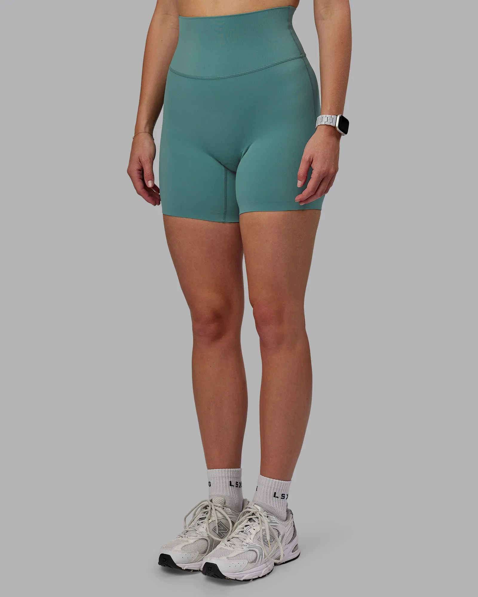 Elixir Mid Short Tight - Sagebrush