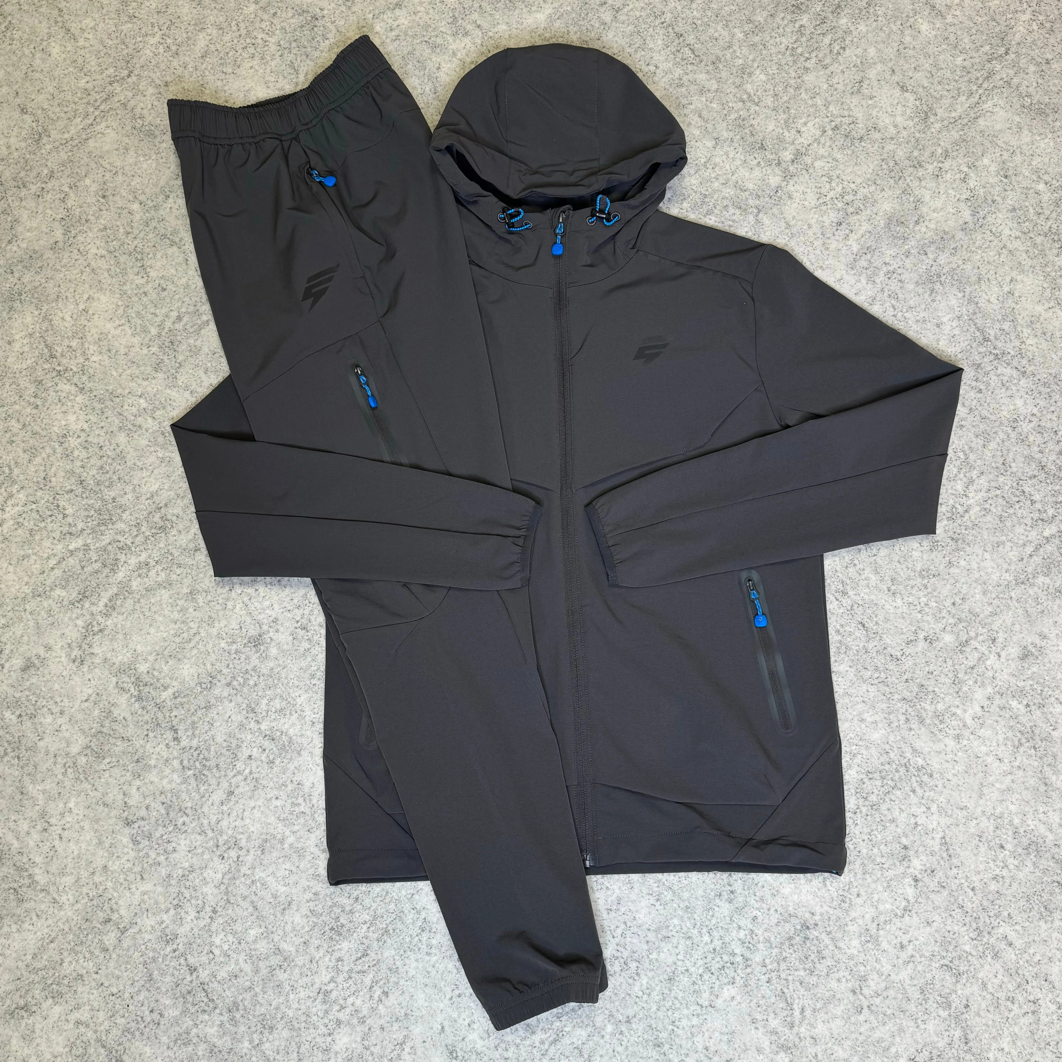 ELUDE Ghost Tracksuit - Coal/Blue