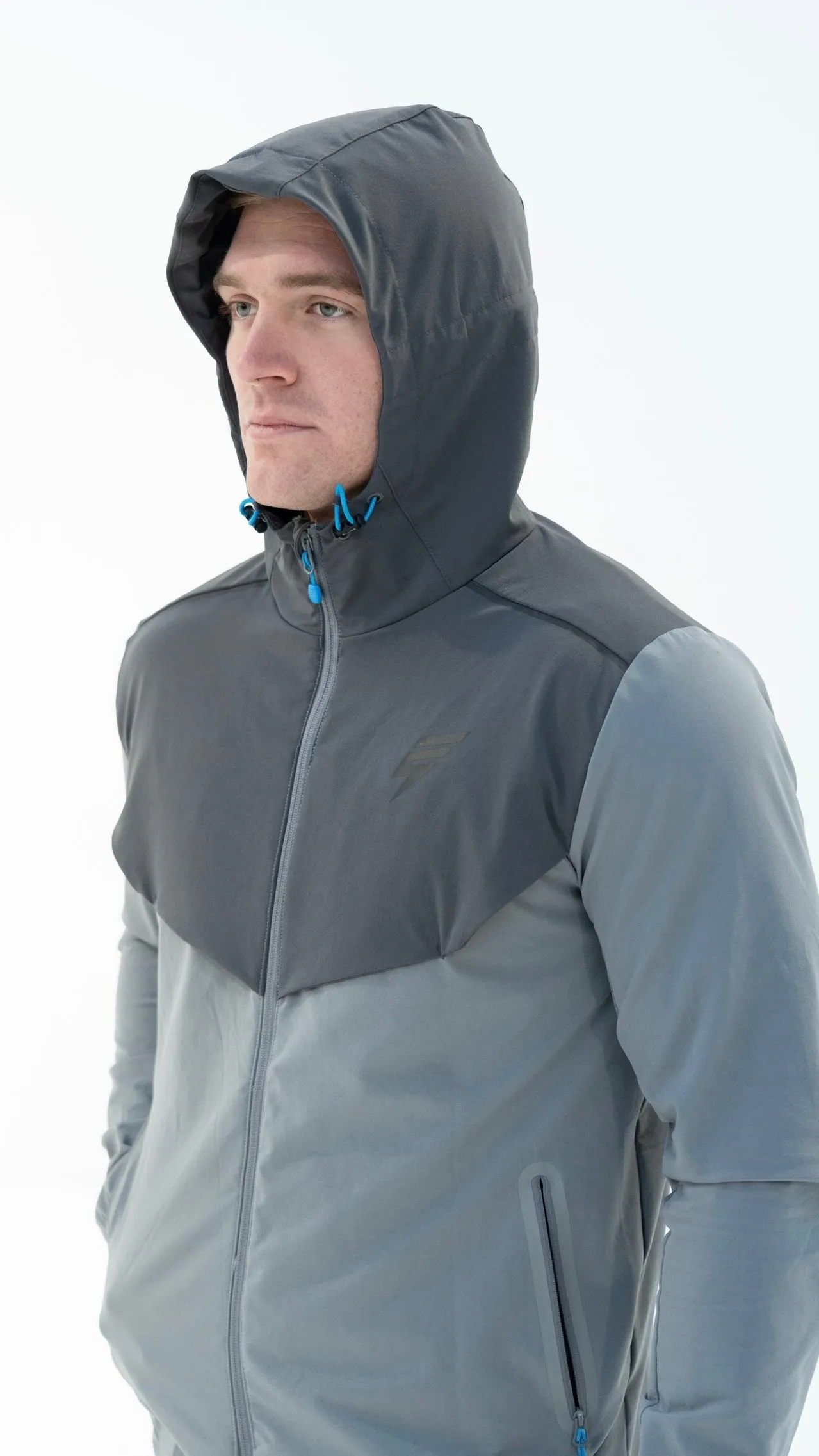 ELUDE Ghost Tracksuit - Light Grey/Coal/Blue