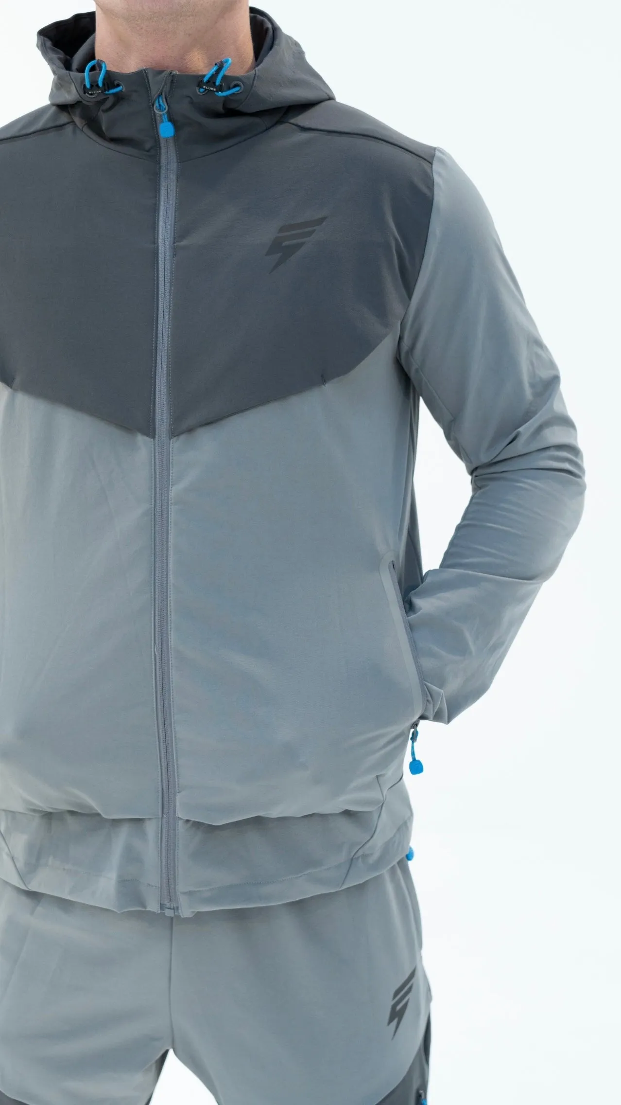 ELUDE Ghost Tracksuit - Light Grey/Coal/Blue