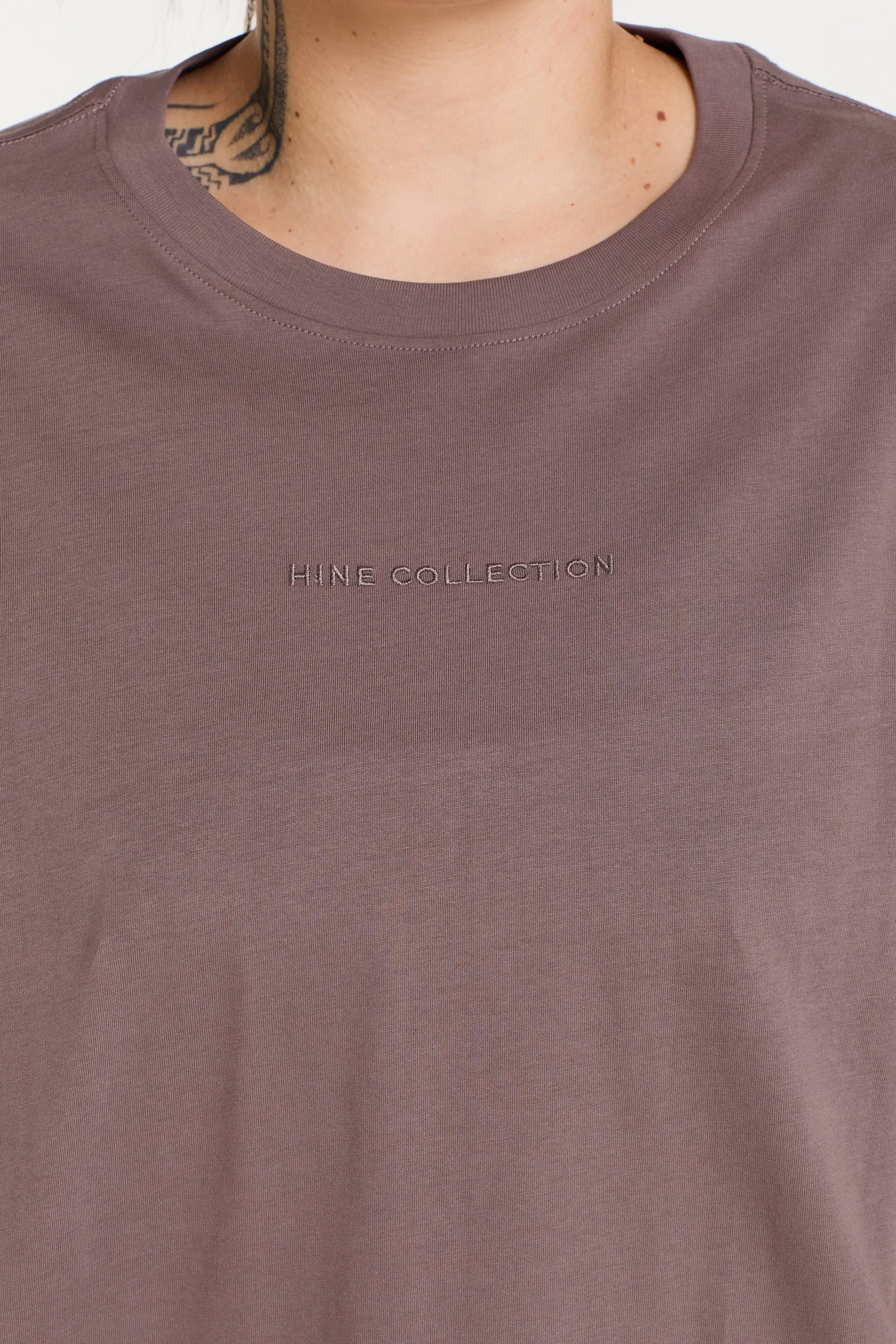 ESSENTIAL TEE COFFEE