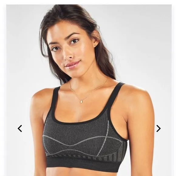 Fabletics 2pc SET! Bra leggings EUC  Kelly Rowland for Fabletics  Sz XS