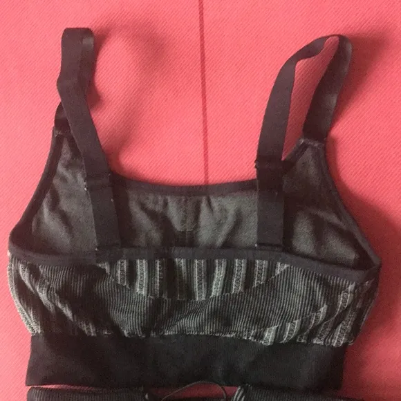 Fabletics 2pc SET! Bra leggings EUC  Kelly Rowland for Fabletics  Sz XS