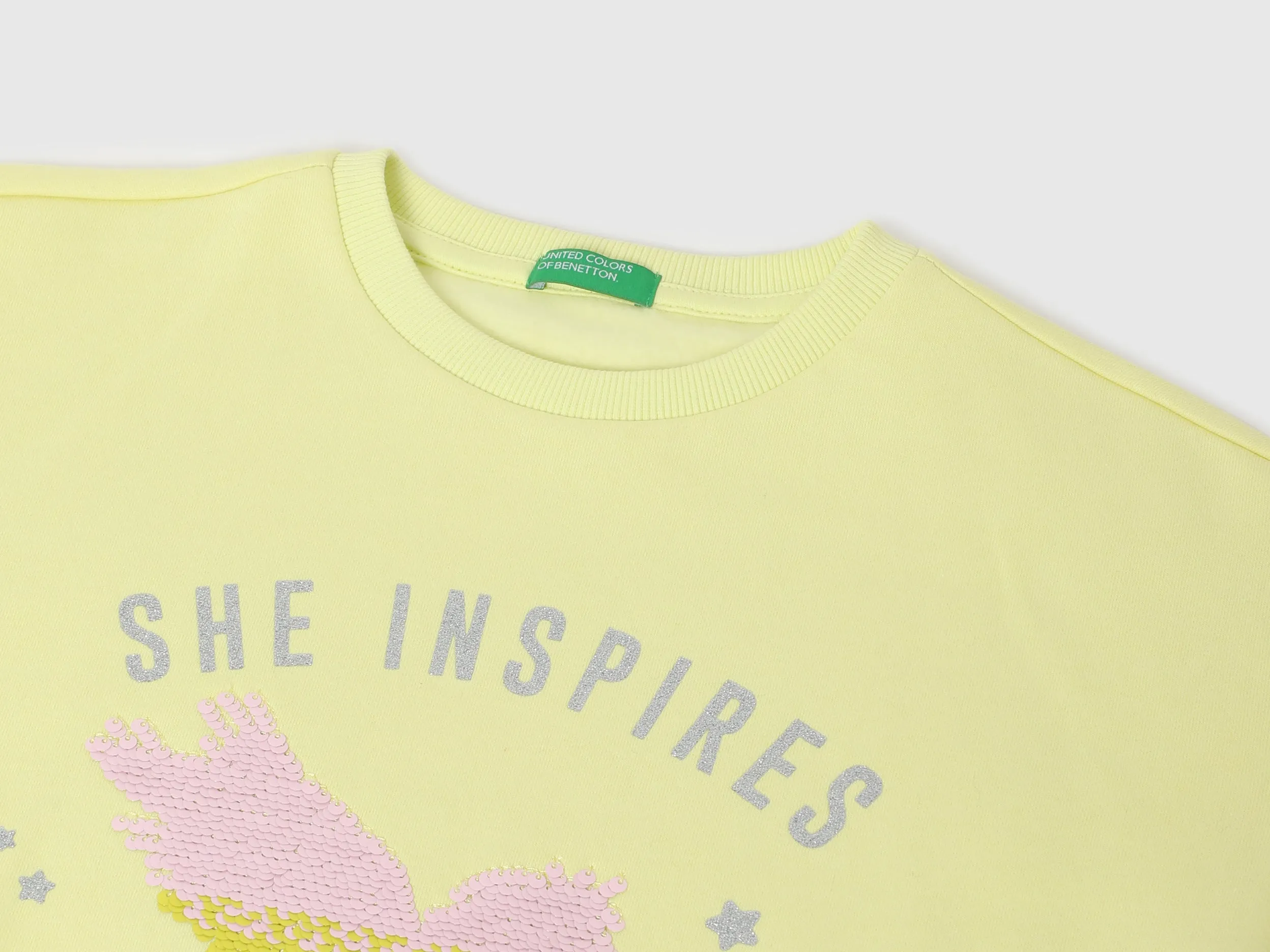 Girls Printed Round Neck Sweatshirt