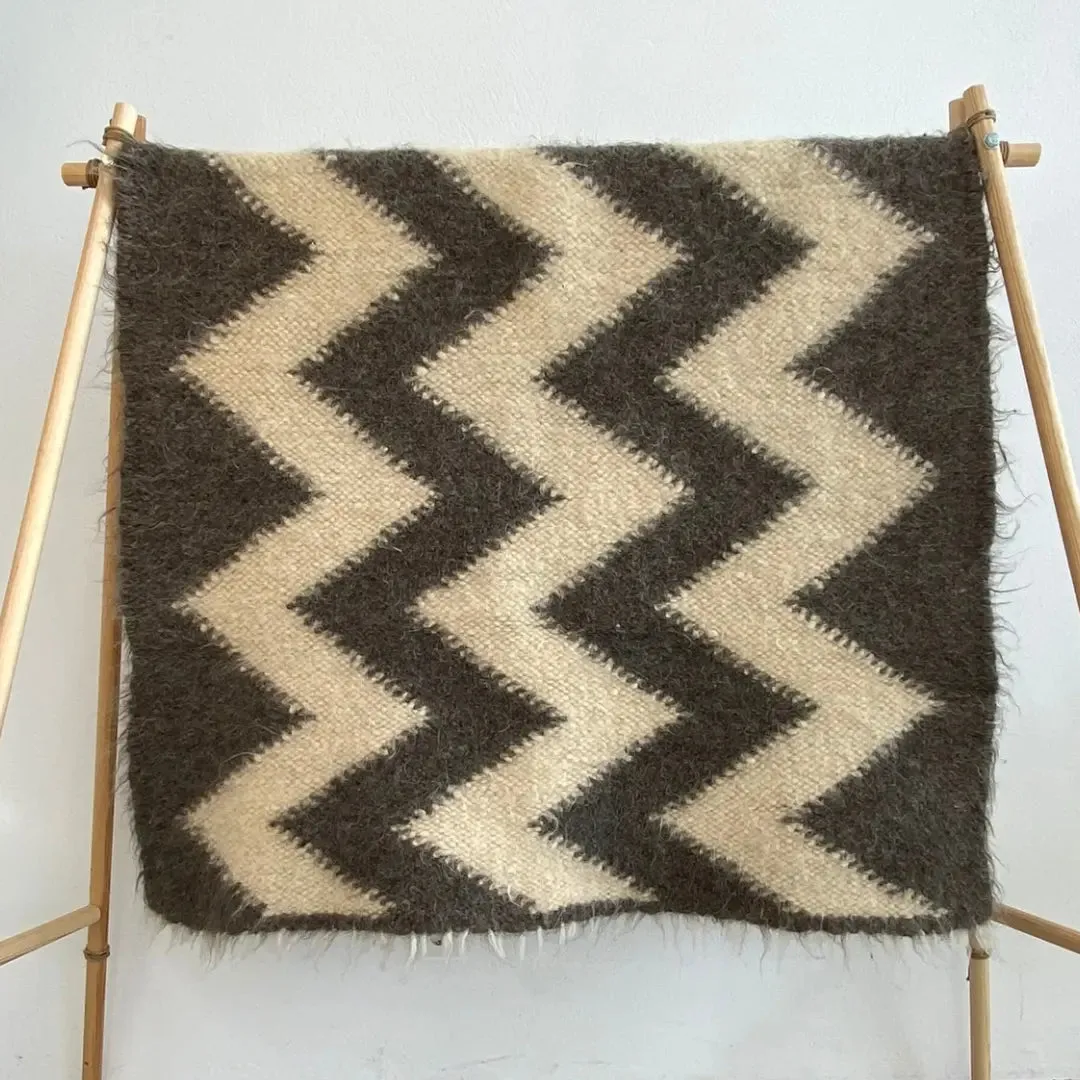 Heavy Rug Carpet Wool Organic