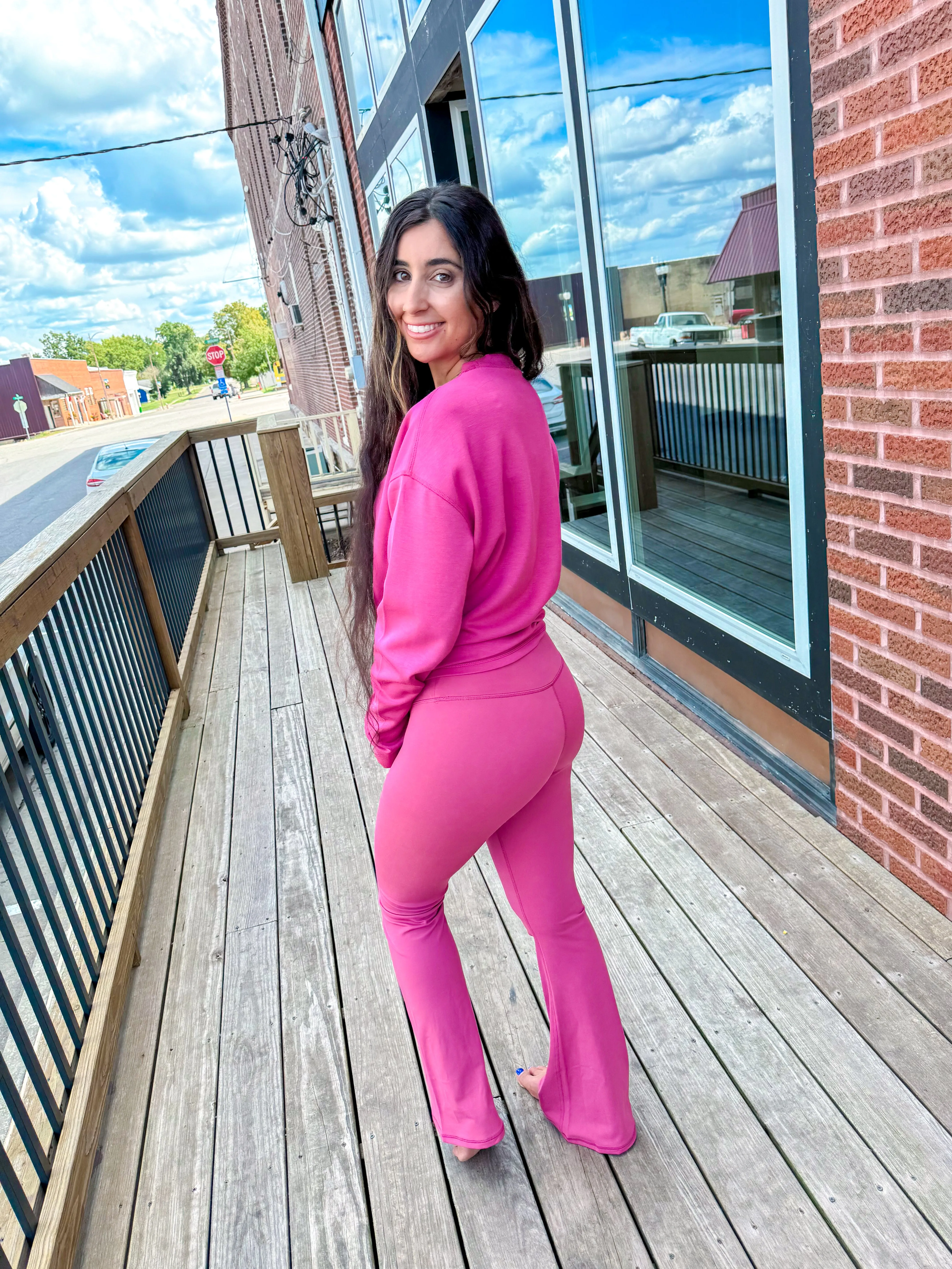 Juniper- Scrunch Waist Flare Legging