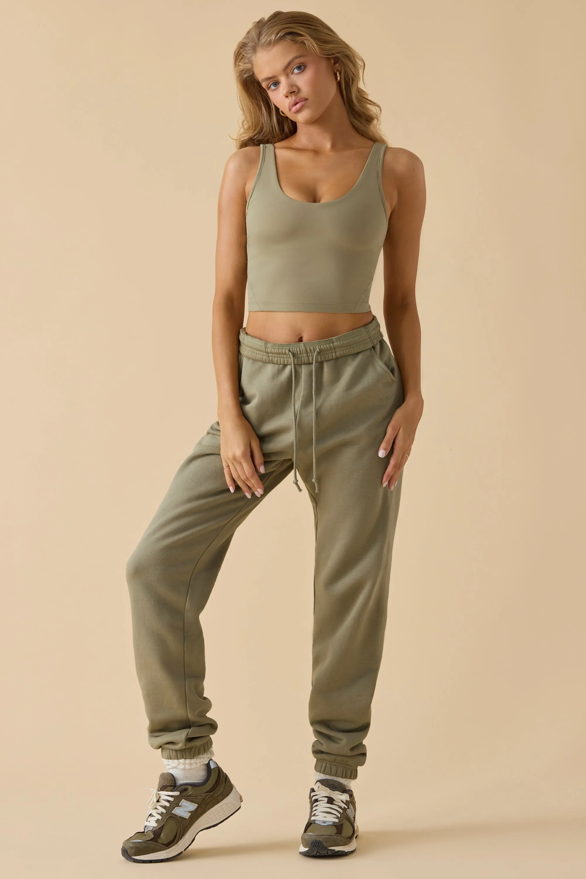 Mid-Rise Joggers in Soft Olive