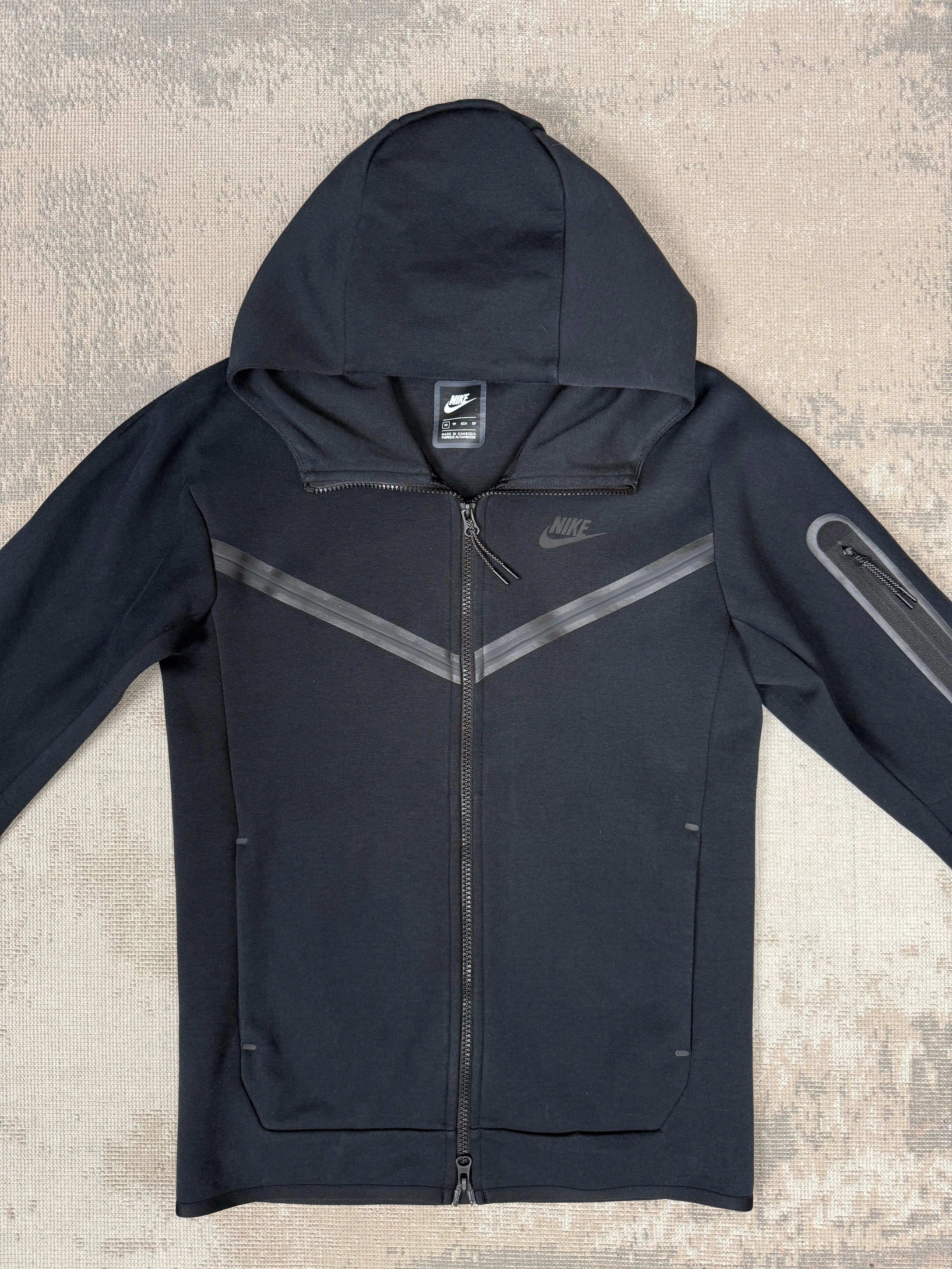 Nike Tech Tracksuit - Black