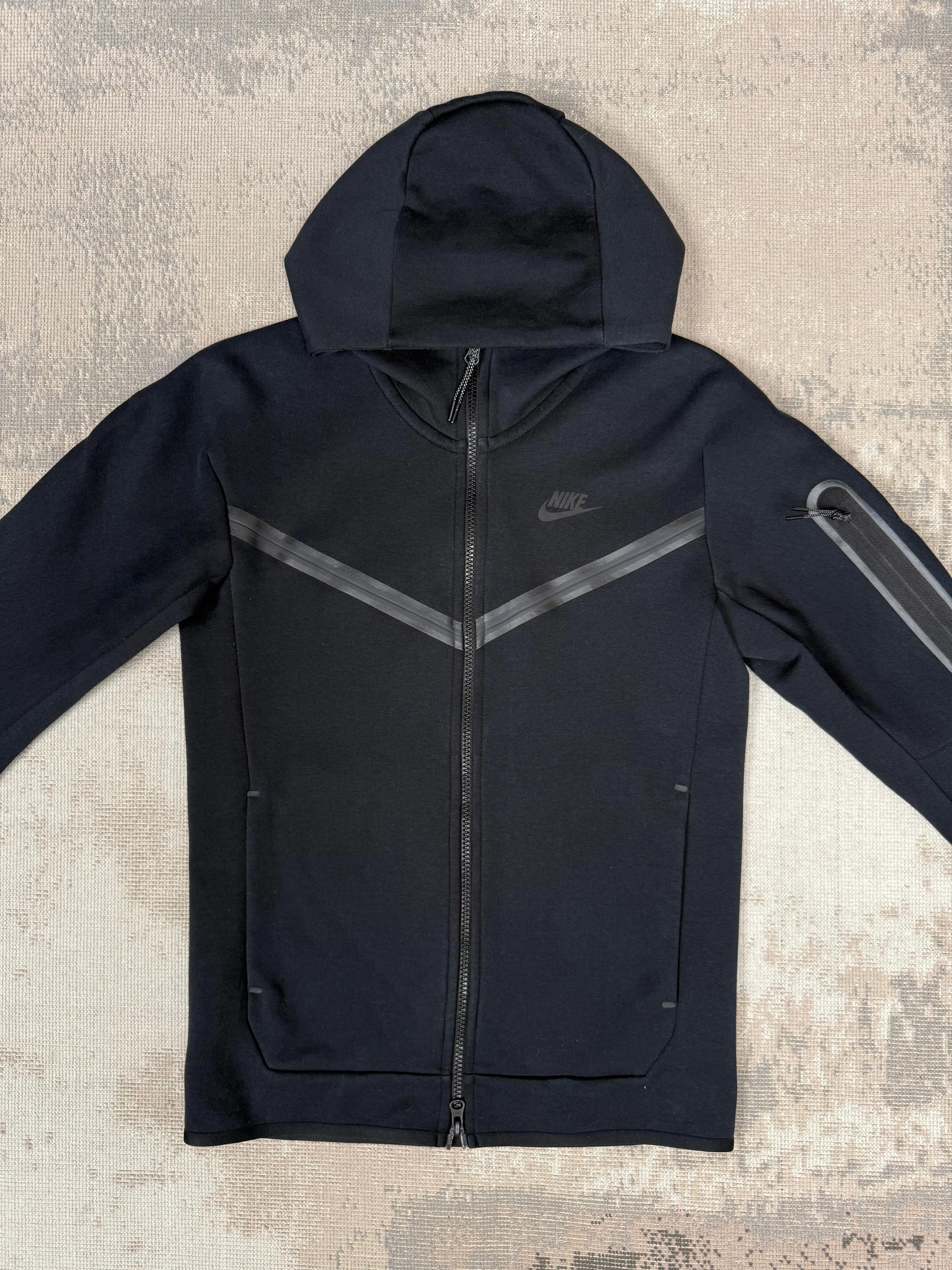 Nike Tech Tracksuit - Black