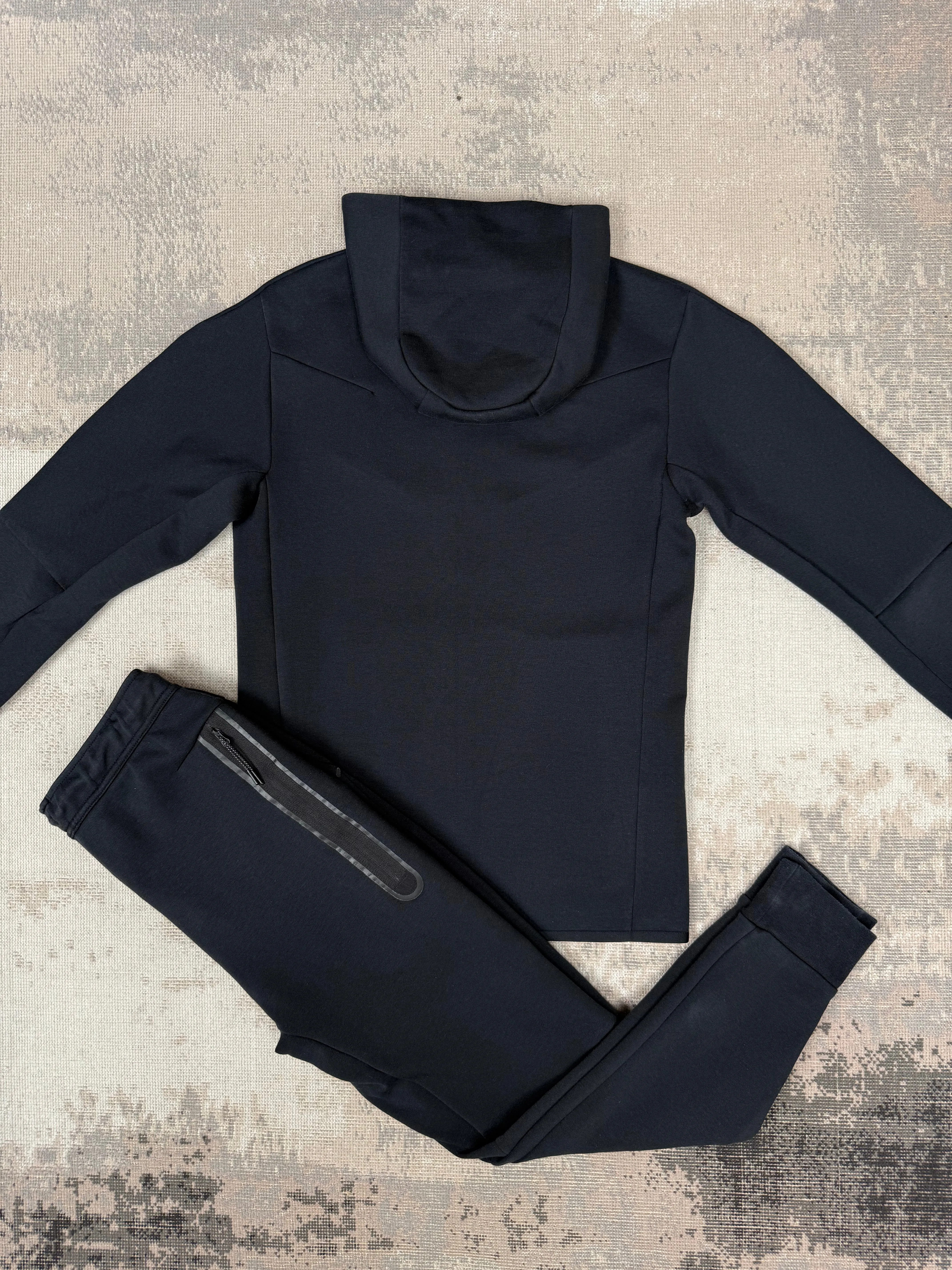 Nike Tech Tracksuit - Black
