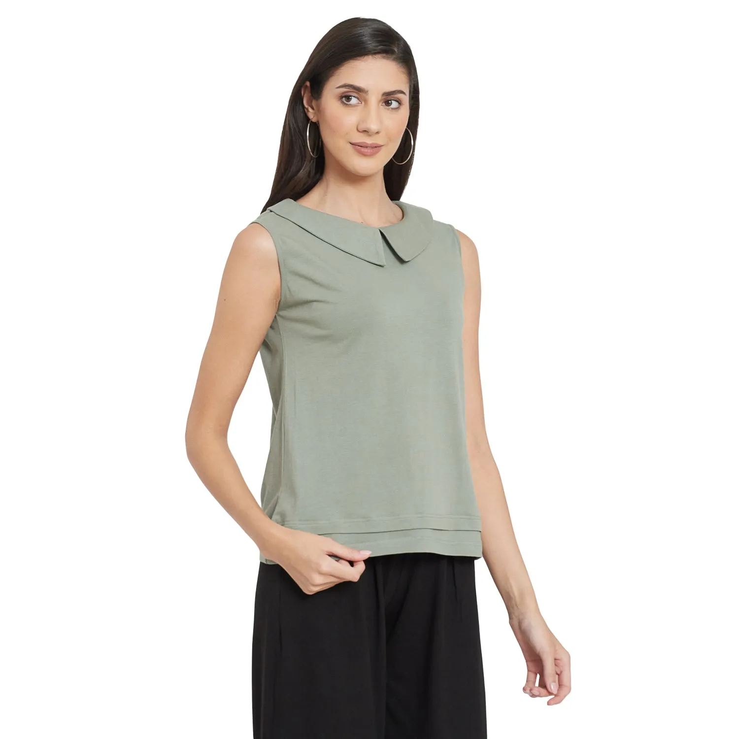 PLEATED PAN COLLARED TOP (BLACK)