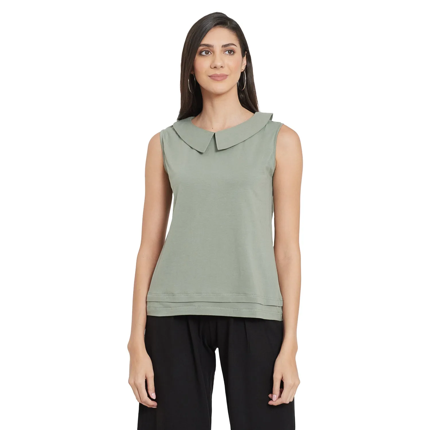 PLEATED PAN COLLARED TOP (BLACK)