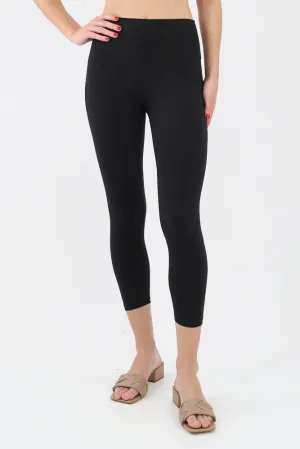Soft Capri Length Wide Waist Band Yoga Leggings - Black