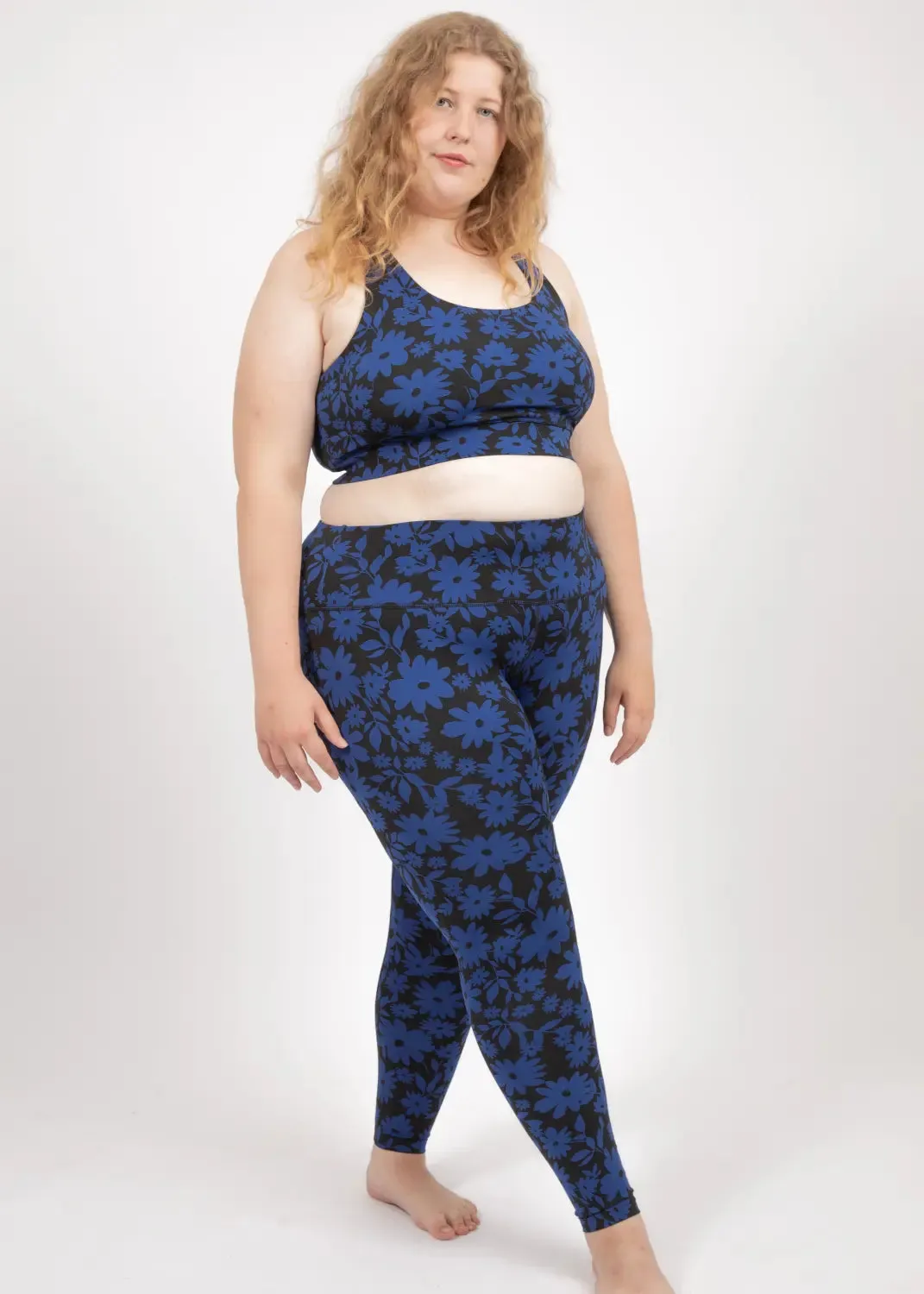 Surf & Yoga Leggings in Dark Moonflower