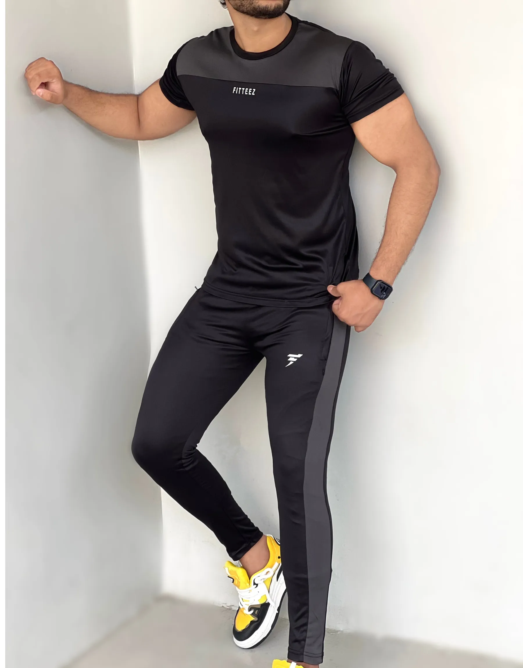 THE COOLEST GRAY TRACKSUITS-FT
