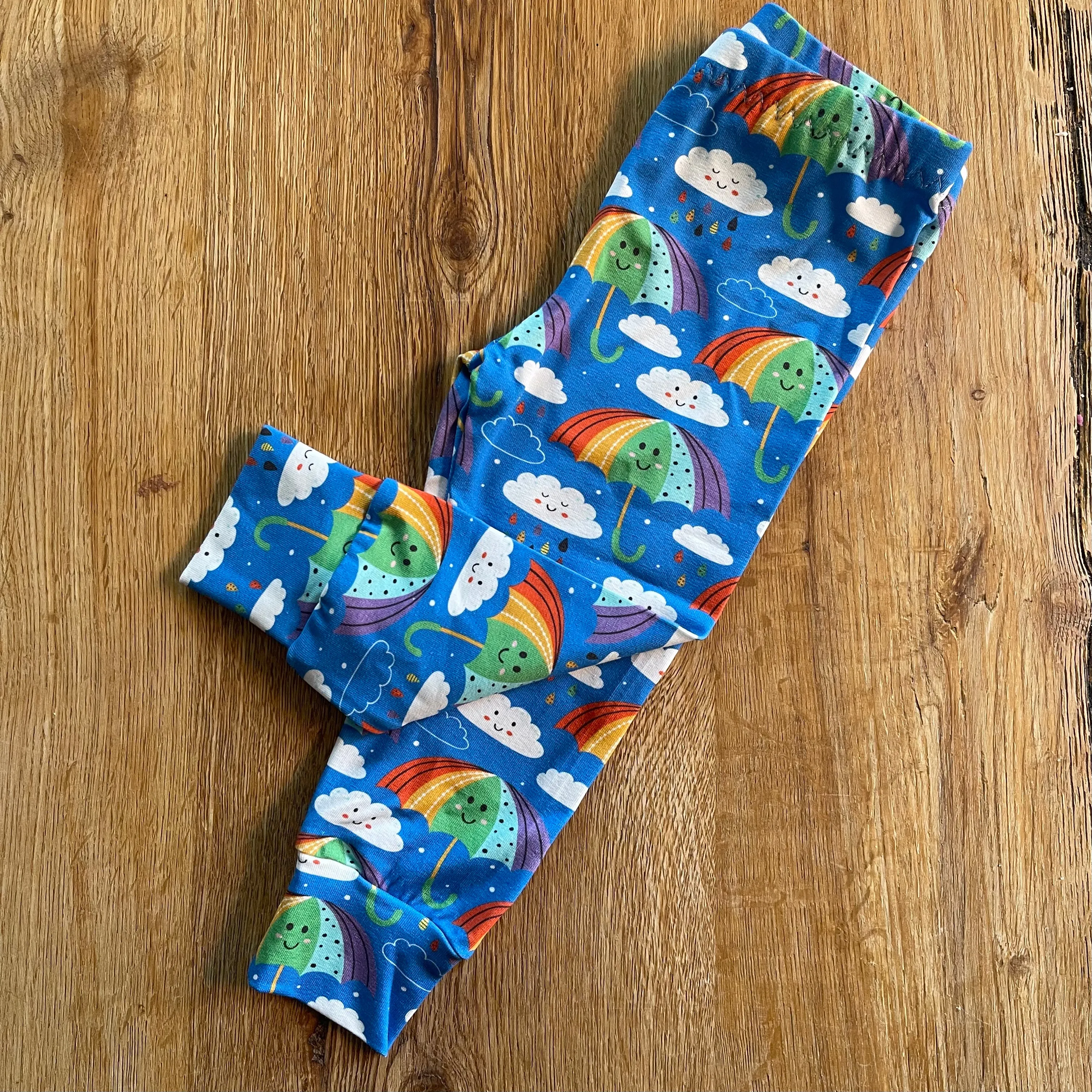 Umbrella Cuffed Leggings