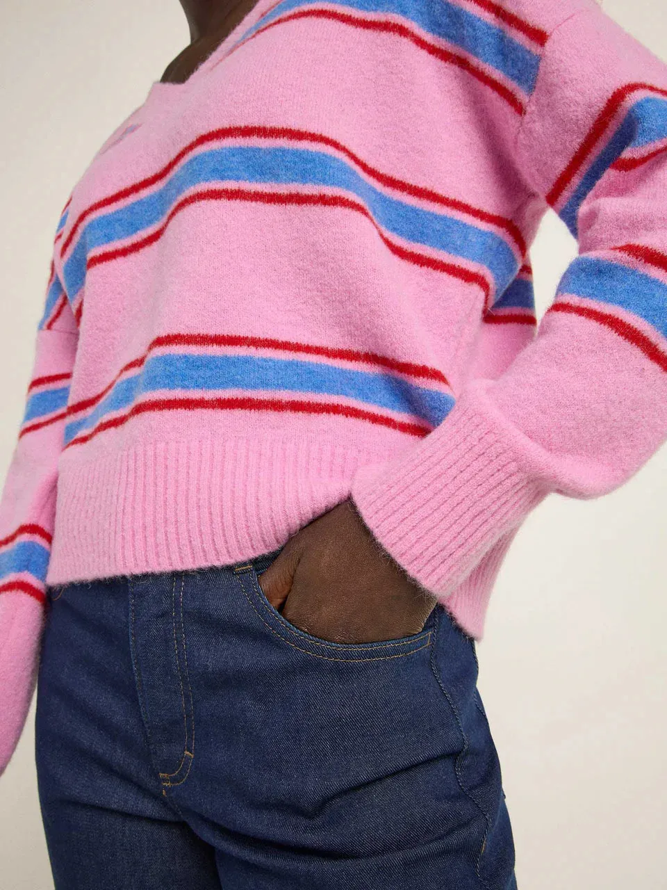 v-neck sweater pink
