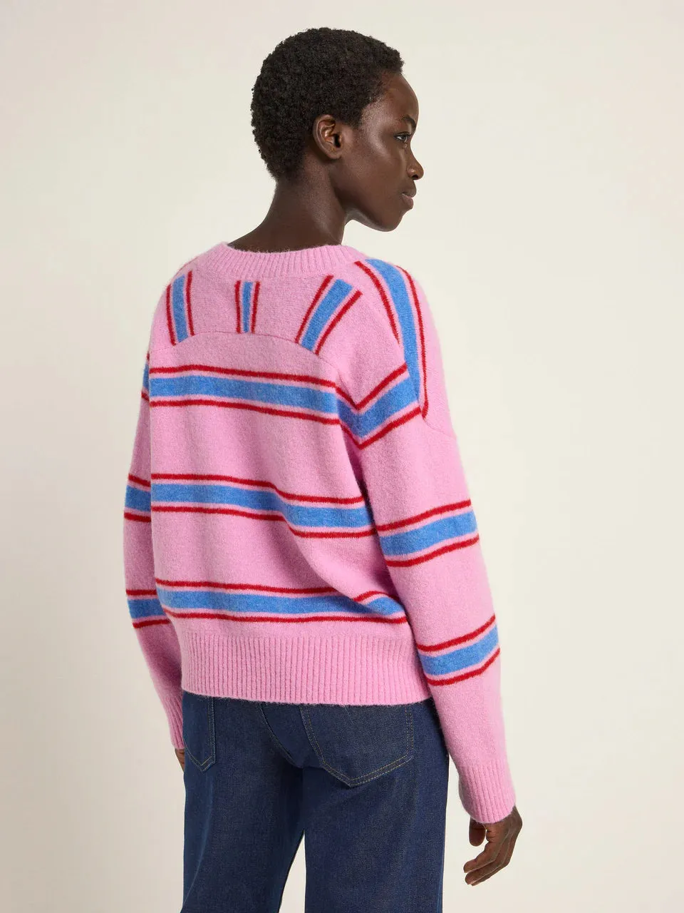 v-neck sweater pink